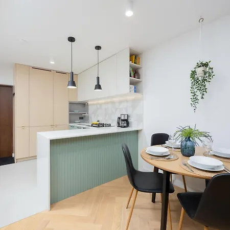 Grzybowska Modern In The Center Of By Renters